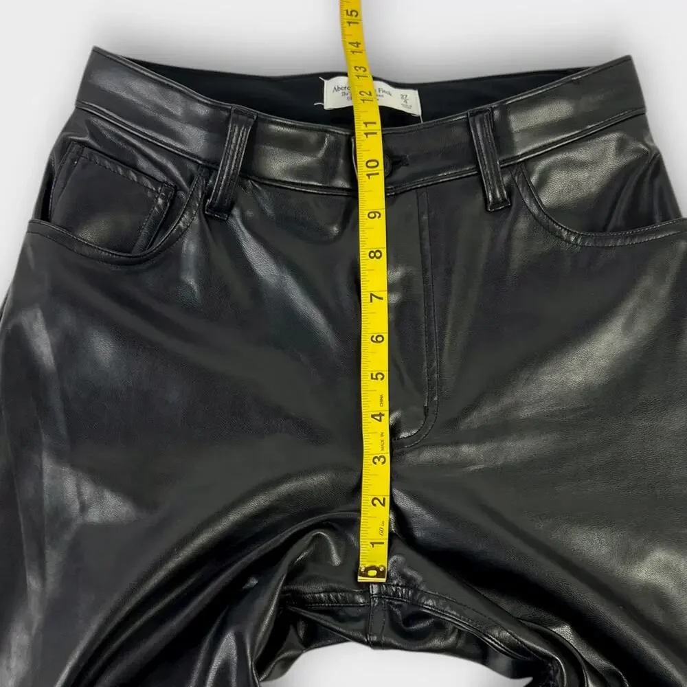 Abercrombie & Fitch Curve Love Vegan Leather 90s Relaxed Pant Black Size 27/4 - Picture 8 of 8